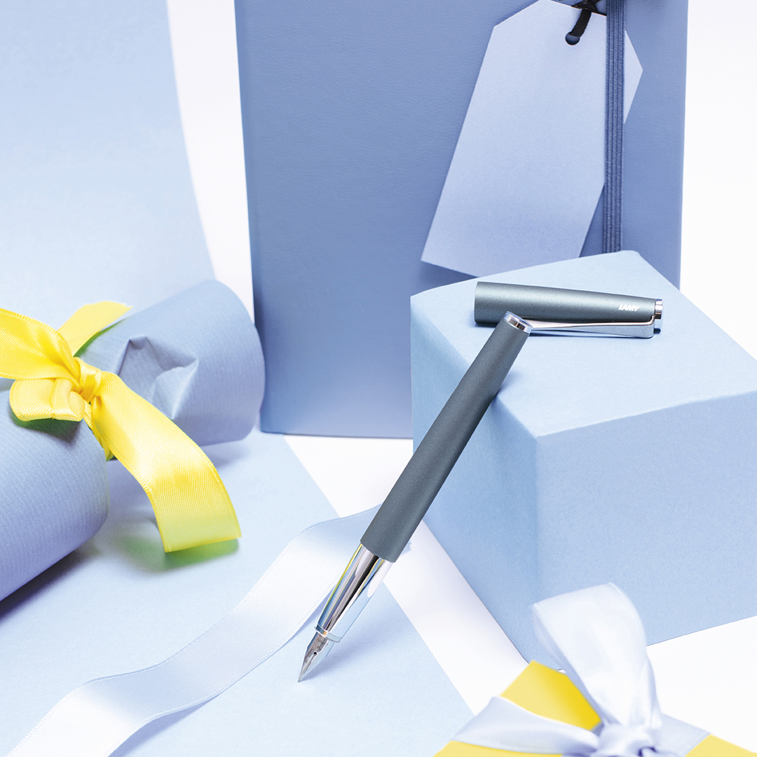 fountain pen studio glacier lamy